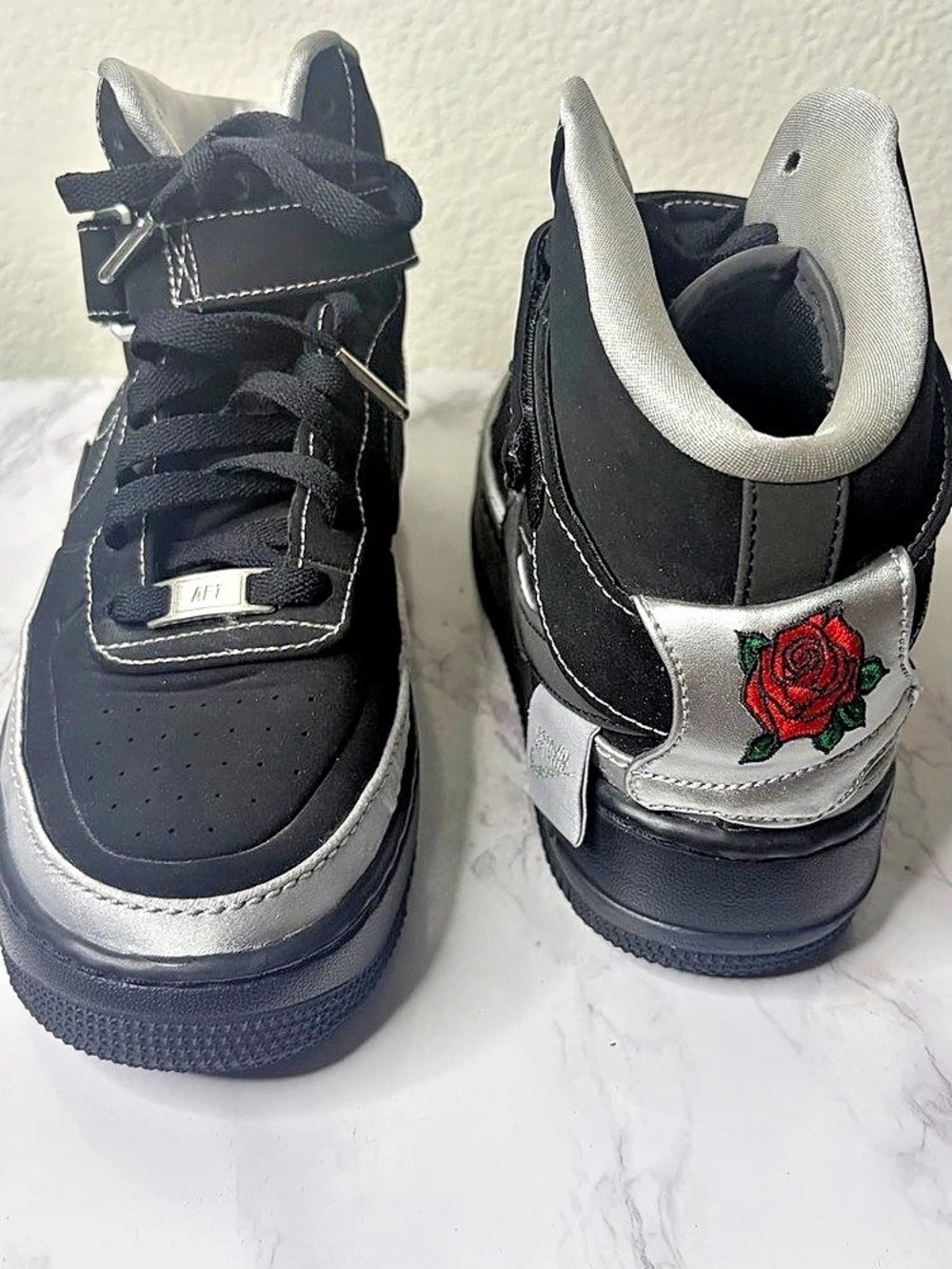 Nike Air Force 1 Mid NYC Rose Sneakers Black & Silver